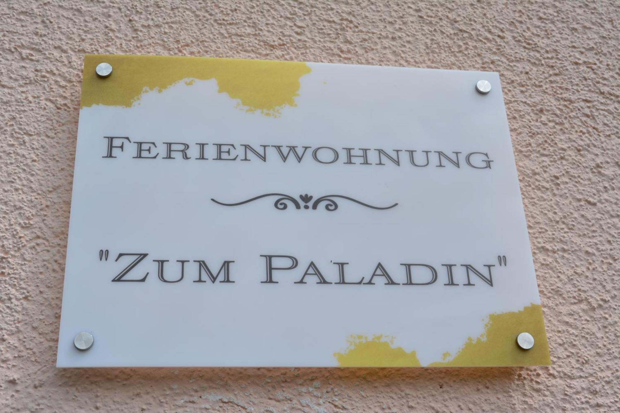 Ferienwohnung "Zum Paladin" Berg  エクステリア 写真